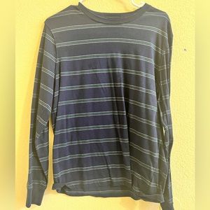 Long sleeve striped old navy shirt!